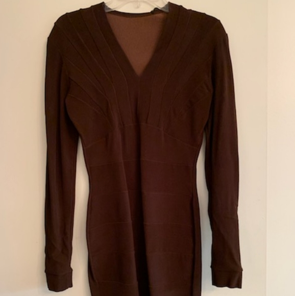 Dress - Picture 3 of 4